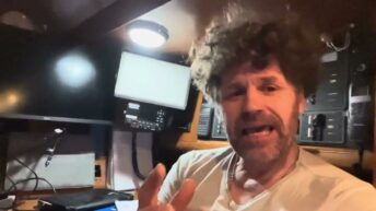 Skepparn på Stardust berättar hur du tar Navigationskurs ombord på Stardust